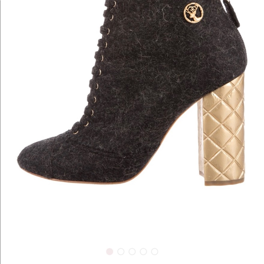 CHANEL AUTHENTIC‼️💕boots-Métiers d’art collection - Picture 2 of 10